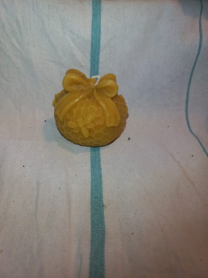 bougie boule nœud - 10 euros